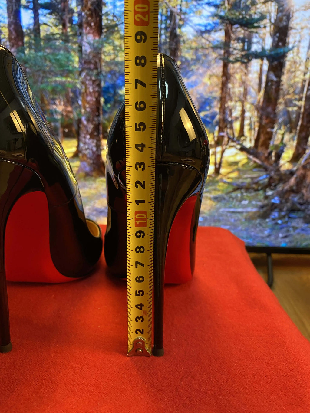 New shallow classic patent leather 12cm fashionable and versatile work high heels nude 10cm thin heel plus size 33-46
