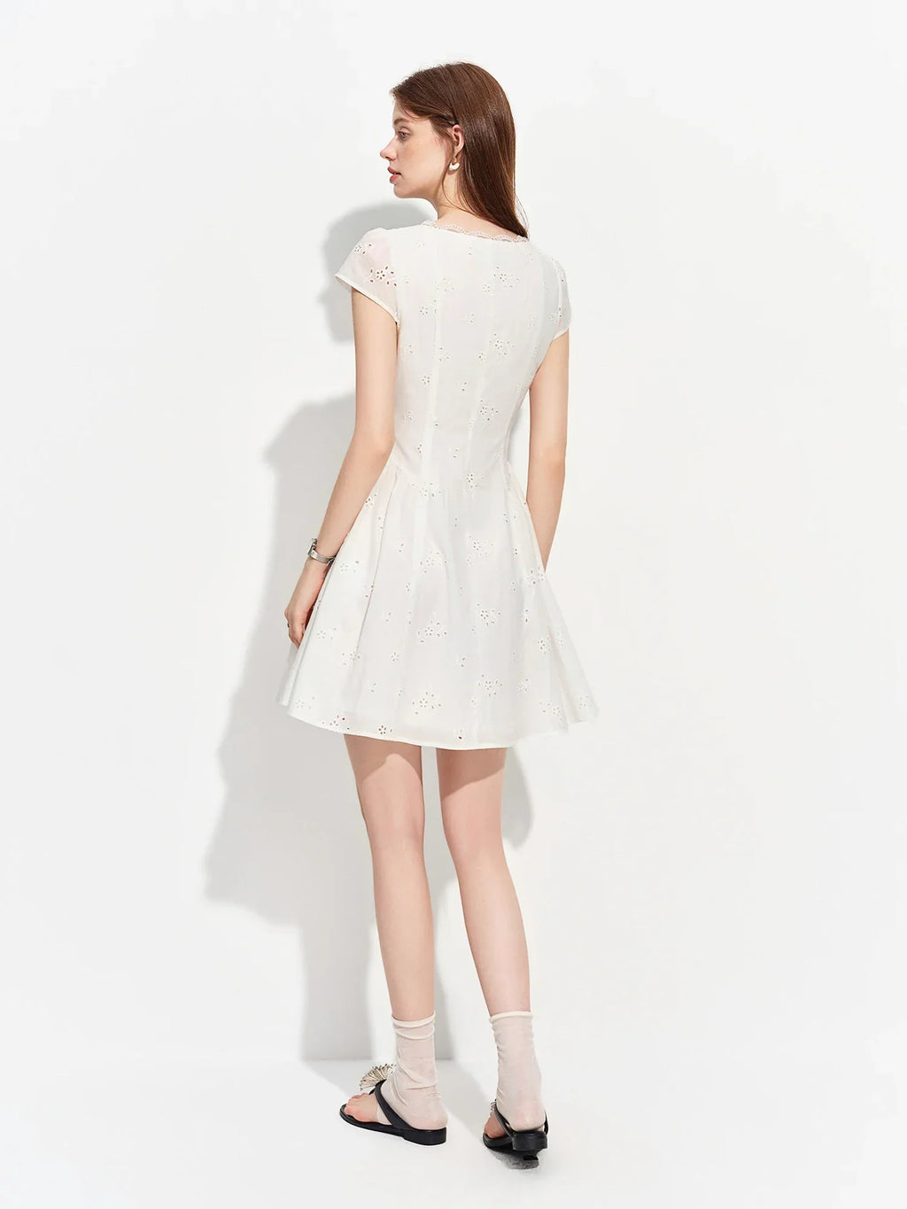 Women's 2026 Summer New Arrival French Pastoral Style V-Neck Lace Spliced Embroidered Dress Openwork Floral Plaid Pattern